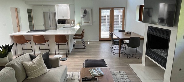 Beautiful 2 Bedroom Home in Santa Monica