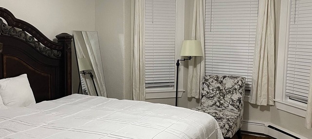 Beautiful 3 Bedroom located 10 minutes from Downtown