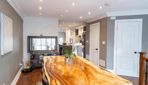Beautiful 3BR House in the Heart of Greek Town