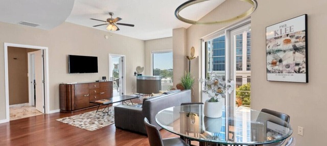 Beautiful Downtown Condo 1/1