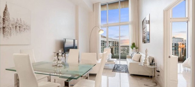 Beautiful One Bedroom Condo 16ft ceilings at the W