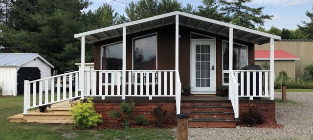 Beautiful Tiny House with all amenities