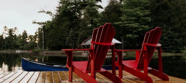 Beautiful waterfront cottage BnB nestled in the heart of Muskoka!