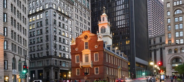 Bedrooms near Fenway & Downtown Boston