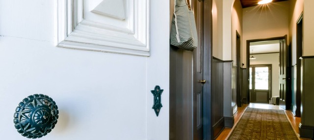 Beechworth Waterfall Cottage
