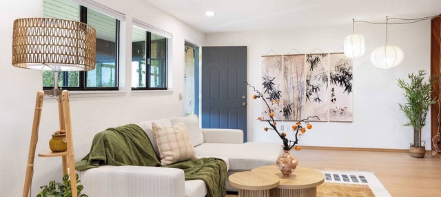 Bellevue Somerset 2BR w/Sunroom & Sweeping Views