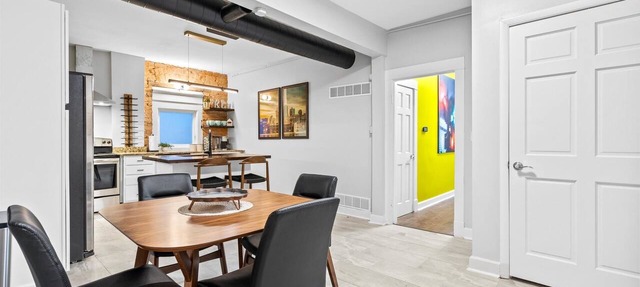 Belvedere 2 - Remodeled 2 Bed Walkable to Westport+Streetcar!