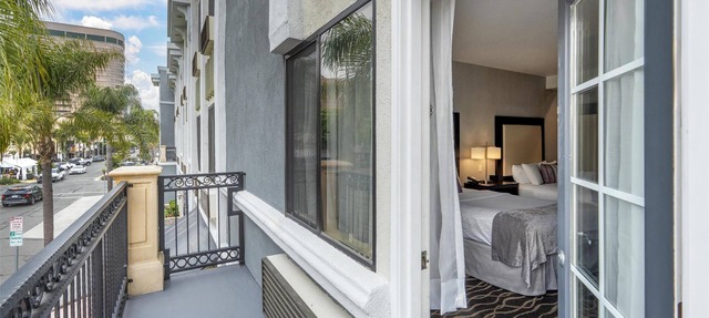 Best Western Plus Hotel At The Convention Center
