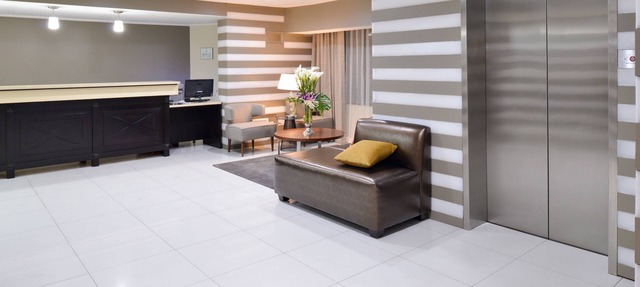 Best Western Plus LA Mid Town Hotel