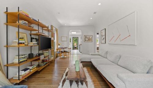 Beverly Grove 2BR Near Melrose Ave by Colby and Conrad