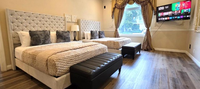 Beverly Hills Spacious 2 bedroom apt Near Cedars-Sinai & The Grove