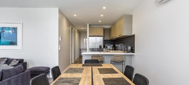 Blairgowrie Apartment 1 - on the beach