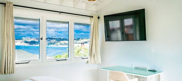 Blue Water View Condo in Prime Coastal Locale