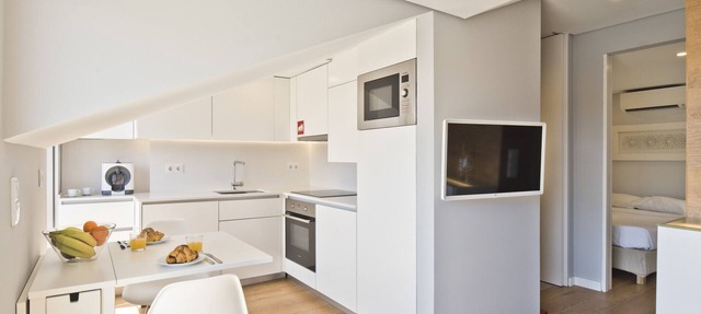 BmyGuest Bruno's 36 Exclusive Apart VII (C102)