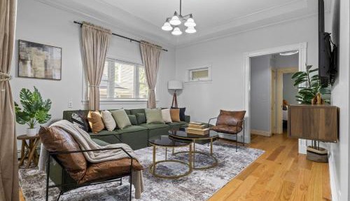 Boston 4BR Home with Parking BBQ Fire