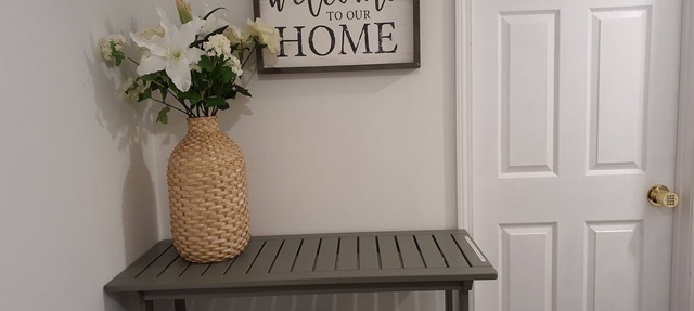 Boston's Beautiful 2 bedroom in historical Highland Park/Fort Hill neighborhood