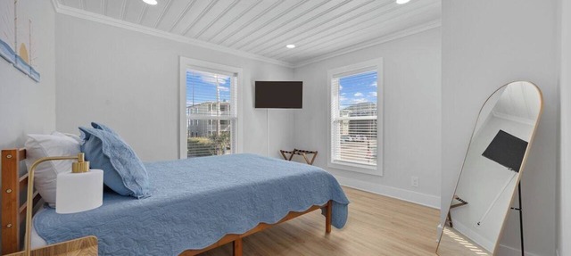 Bright 2BR Surf Hideaway | 1-Min Walk to Waves
