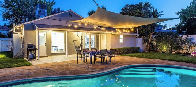 *Bright & Beautiful w/Pool, BBQ, Upscale Area*