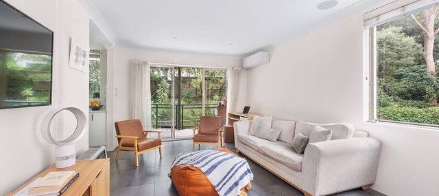 Bright modern 2BR apartment with garden outlook