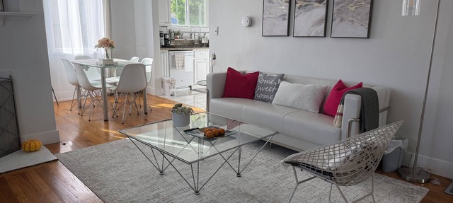 Bright & Serene West LA Home, easy access to UCLA, Santa Monica & Attractions.