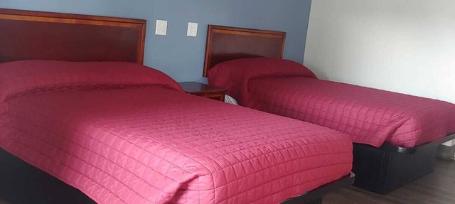 Budgetel Inn & Suites