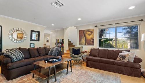 Burbank 4BR with Pool and Hot Tub by Colby and Conrad