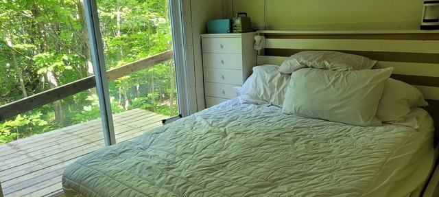 Cabin Dot Calm - Unplug from technology and connect with nature