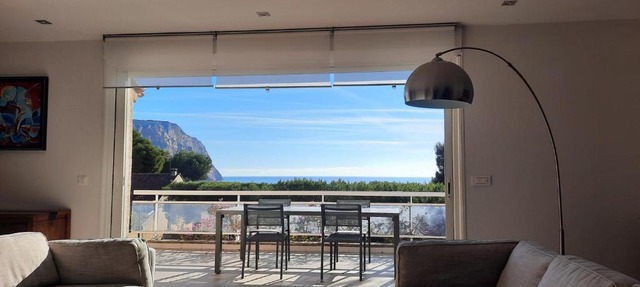 CASSIS Plage & Calanques