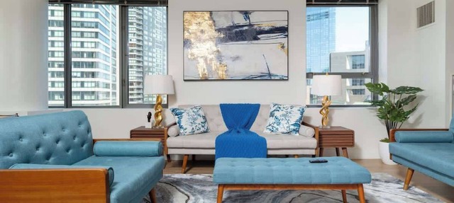 Central 2BR Condo in Downtown Boston & T-Station
