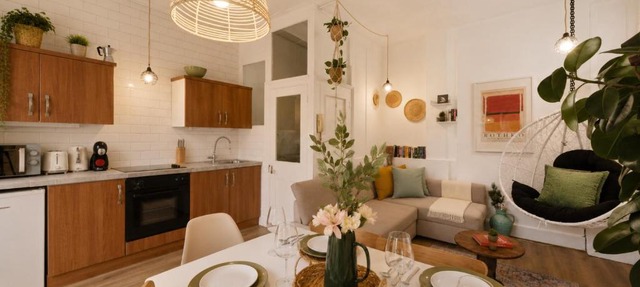 Central London Panorama - Private Rooftop 2BHK