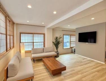 Central Roppongi House