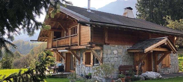 Chalet Les Champerons Entre Lacs et Montagnes