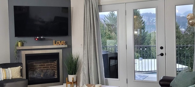 Champlain Condo 202