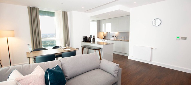 Charles Hope Apartment Canary Wharf