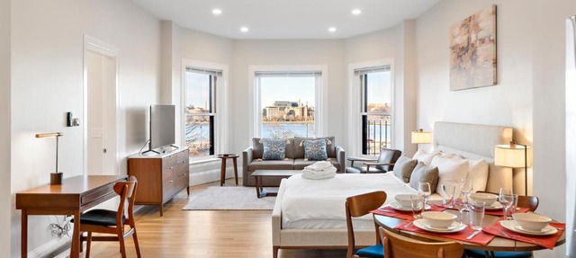 Charlesgate Suites