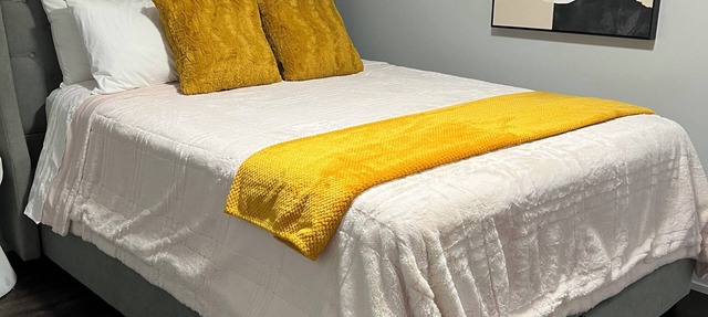 Charming 1-bedroom apartment in enchanting Mississauga with AC, WiFi