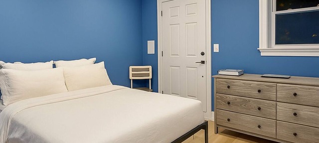 Charming 1-bedroom house with WiFi, AC in enchanting Washington