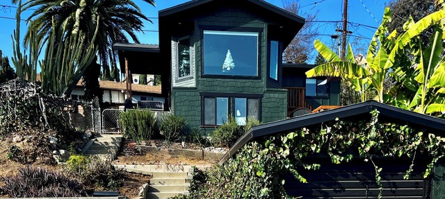Charming 1923 2-bedroom 2-bath home with WiFi and AC in Los Angeles, Eagle Rock
