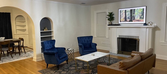 Charming 2-bedroom cottage in fabulous Amarillo with WiFi, AC