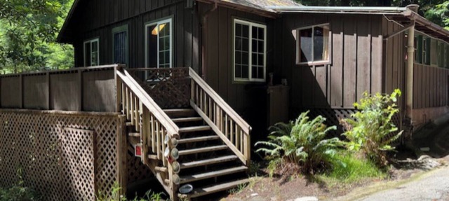 Charming 2 Bedroom House in the Butano Redwood Forest in Pescadero with Wi-Fi