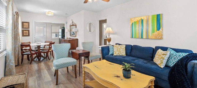Charming 2-bedroom Retreat near LSU