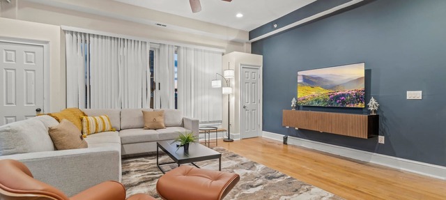 Charming 2BD by Independence Hall | Sleeps 6