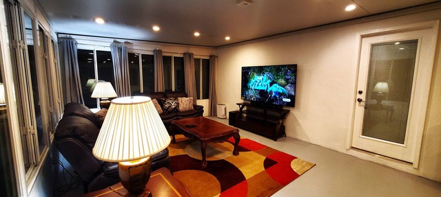 Charming 4-bedroom house with WiFi and AC in tranquil Diamond Bar