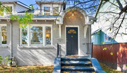Charming and Spacious 3Beds3Bath Seattle Townhome