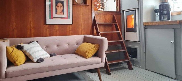 Charming captain's cabin on the historic ship De Hoop