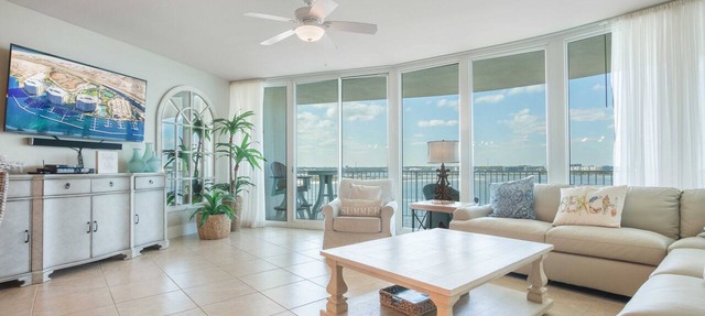 Charming Condo with Views of Robinson Island and the Perdido Bay! Complimentary Boat Slip!