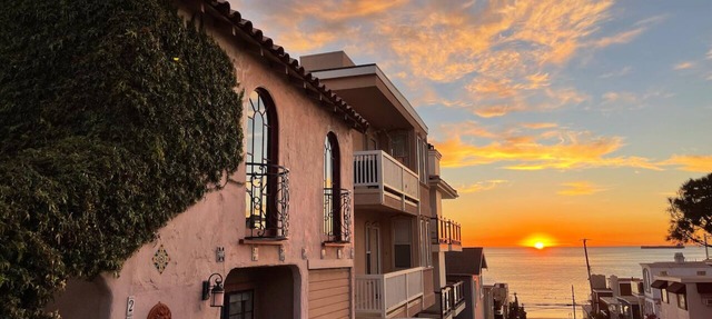 Charming Guest House in Spanish Style Duplex | Steps to Beach!