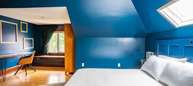 Charming Room in Historic BnB - Rm6