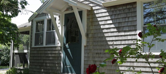 Charming Sun Filled Eastham Cottage at Fort Hill