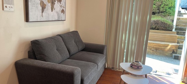 Chic 2BR Suite Vancouver West Downtown